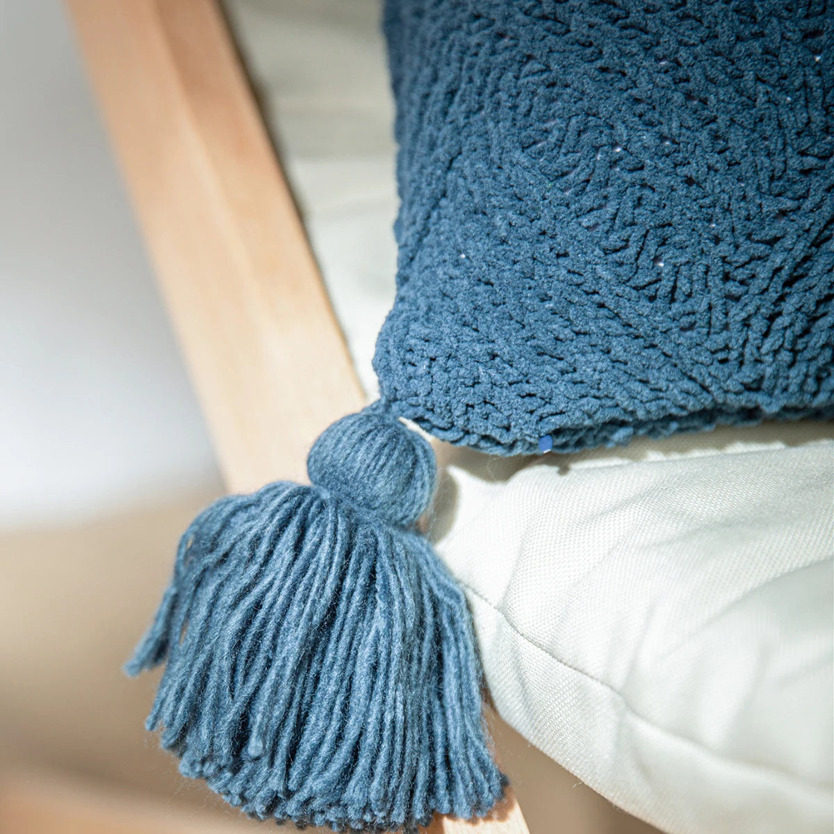 Beautiful chenille pillowcase with tassels, excellent for your living room or bedroom