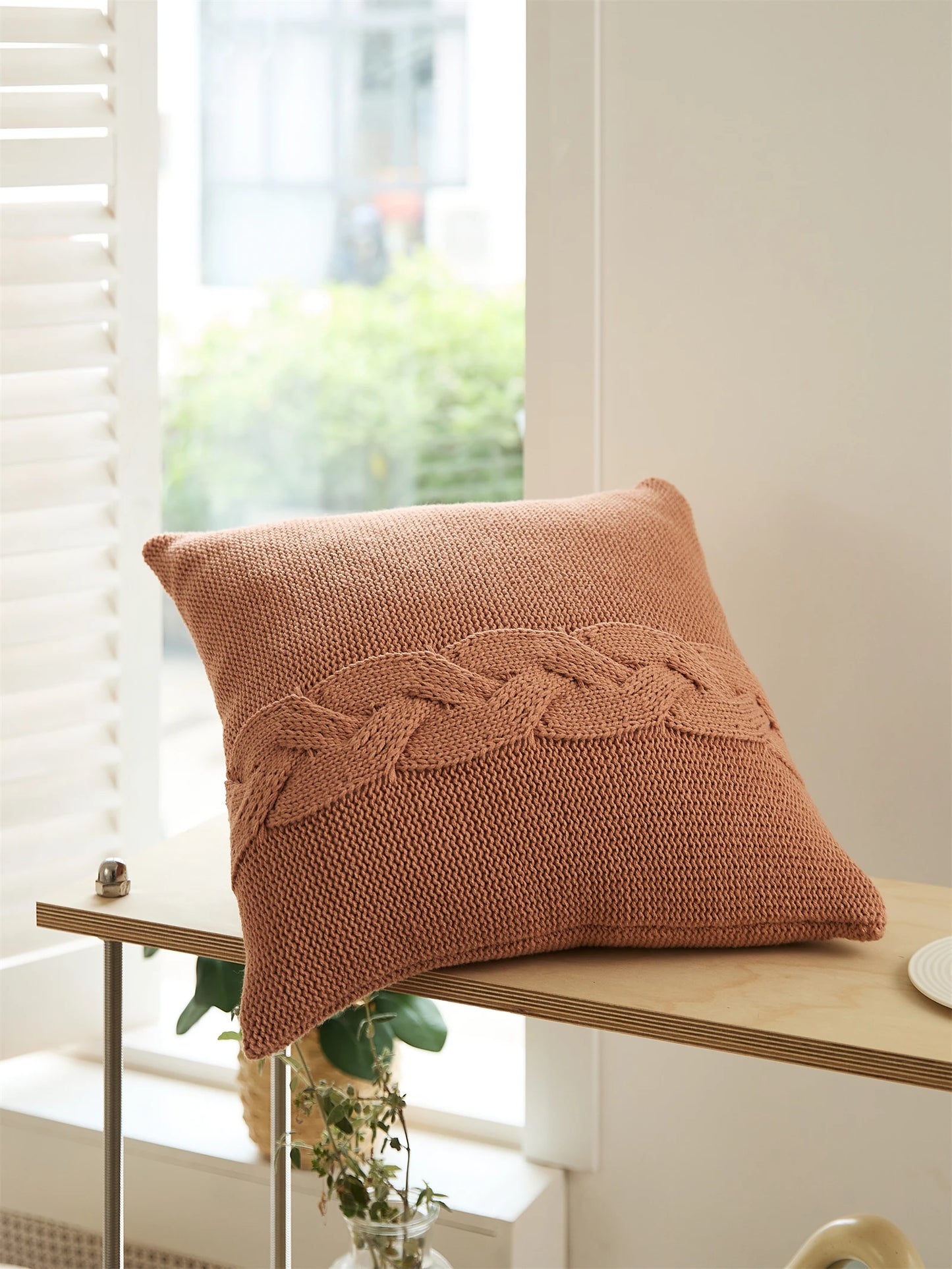 Nordic twist design pillow case