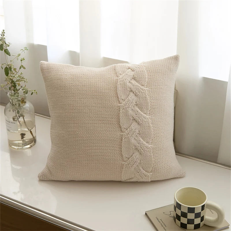 Nordic twist design pillow case