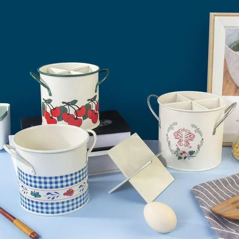 Beautiful retro kitchen utensil storage