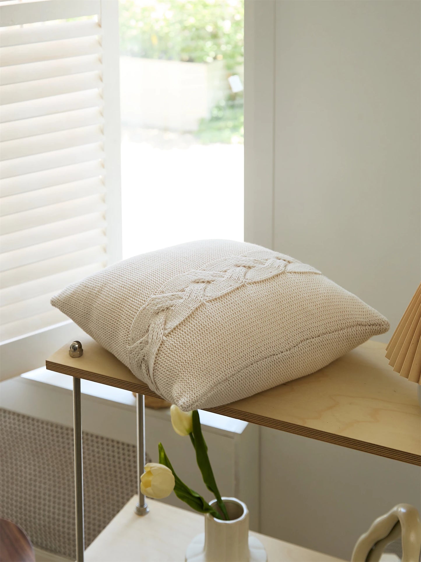 Nordic twist design pillow case