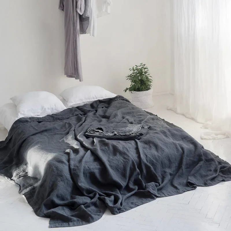 Soft and breathable natural linen sheet set: 2 pillowcases + rustic style sheets