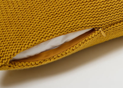 Nordic twist design pillow case