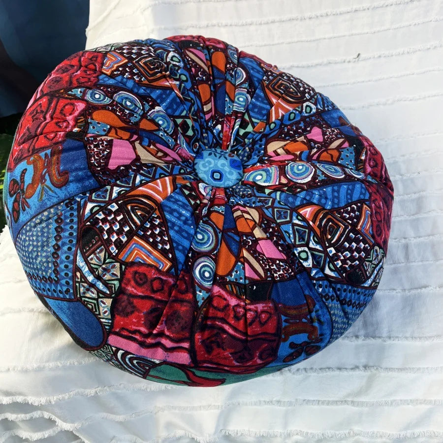 Almohada de suelo redonda grande para sentarse.