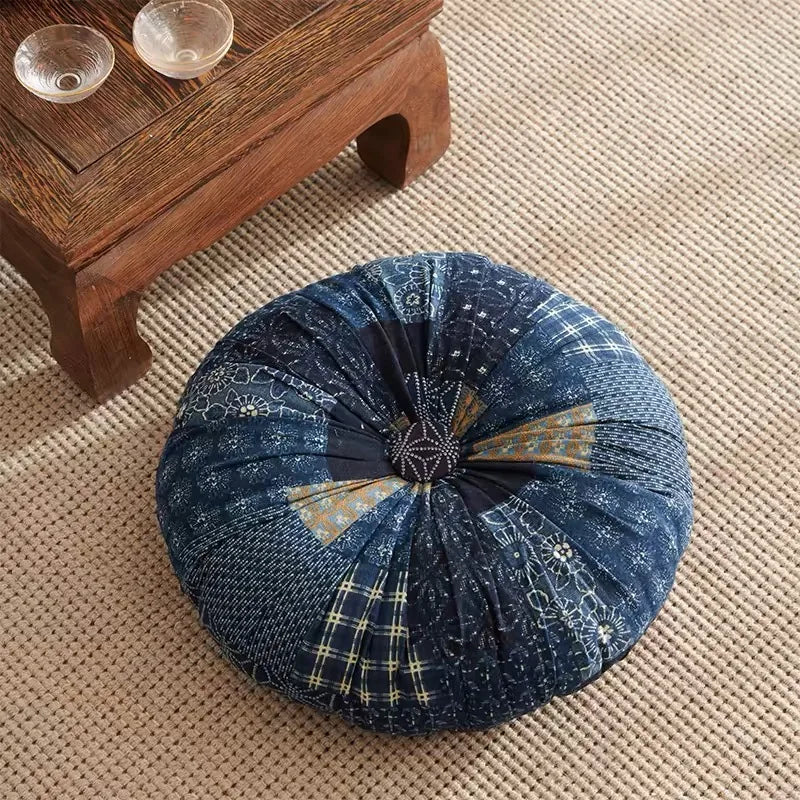 Almohada de suelo redonda grande para sentarse.