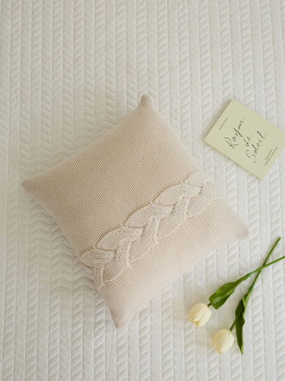 Nordic twist design pillow case