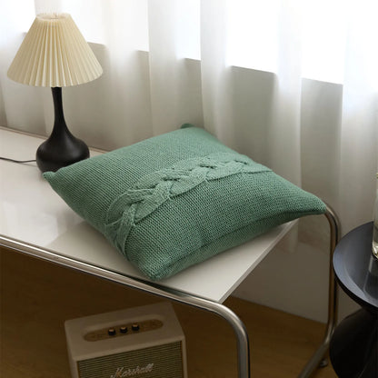 Nordic twist design pillow case