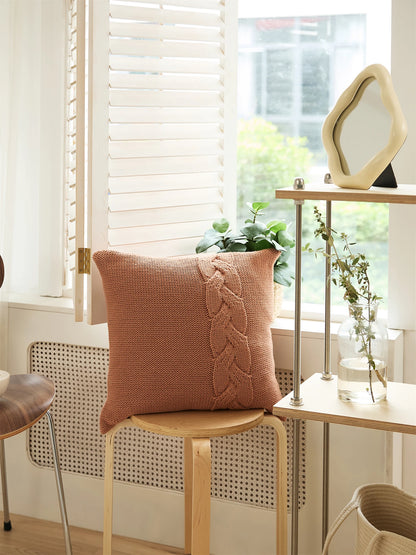 Nordic twist design pillow case